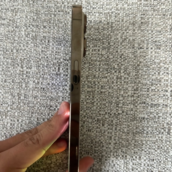 Iphone 14 Pro 128 Gb Gold Unlocked - Picture 3 of 8